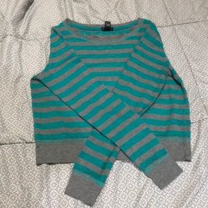 Net like long sleeve crop top, size Medium